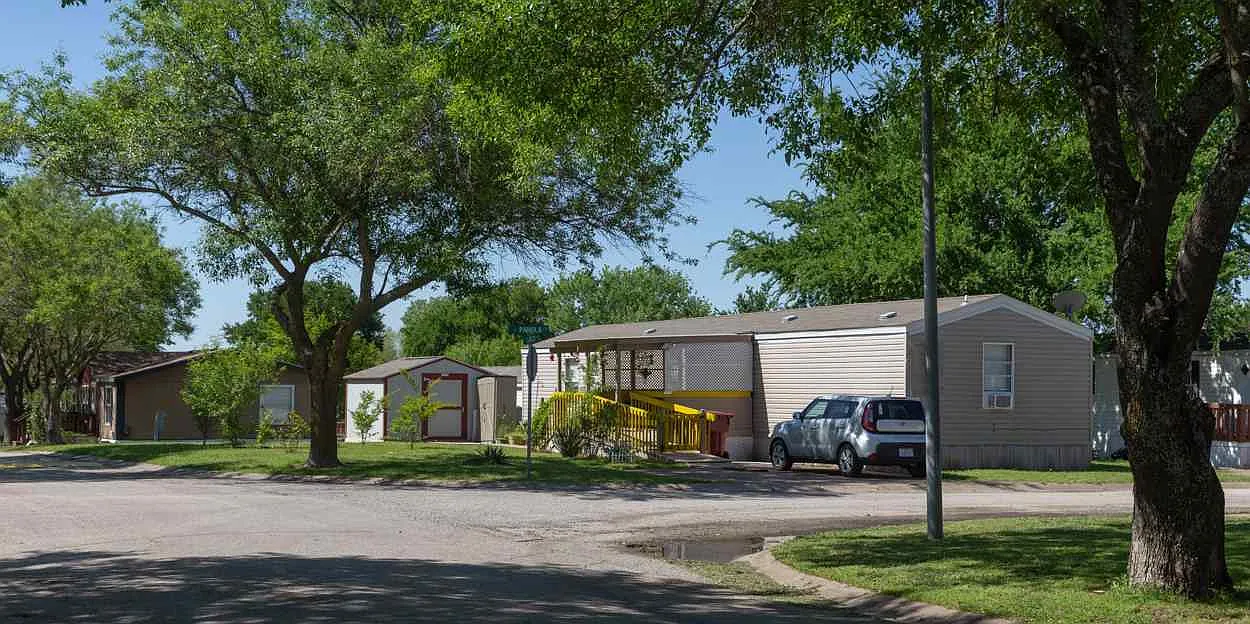 Lakewood Estates (TX) — Photo 1