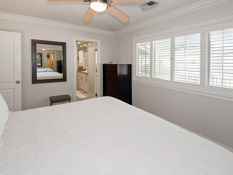 1052 Isabella Avenue Unit #E — Photo 11