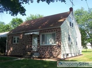 1025 N Warren St, Pottstown, PA 19464