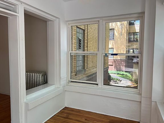 5th image of 5042 N Glenwood Ave #1