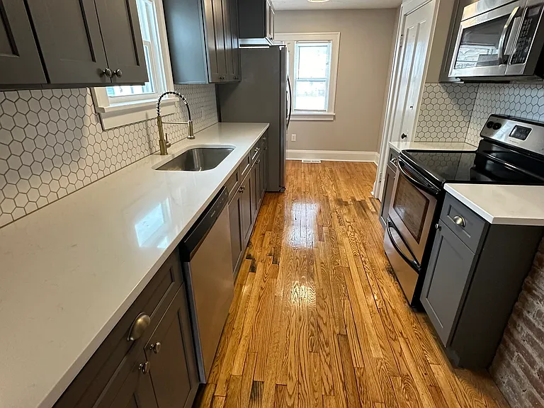 13440 Courtland Ave — Photo 6