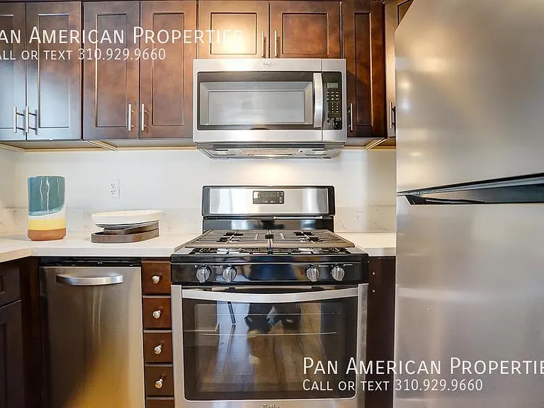 424 E Truslow Ave #2 — Photo 5