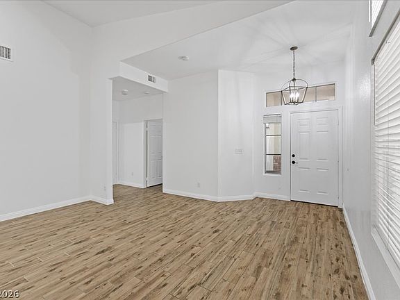 4th image of 256 Canyon Spirit Dr