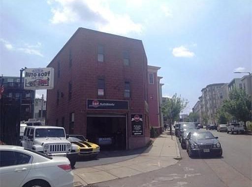 2nd image of 14 Dorchester St