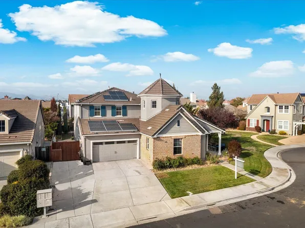 4049 Star Tulip Court, Vacaville, CA 95687