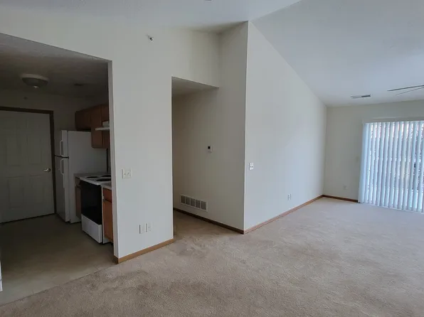 Amherst Ridge Apartments