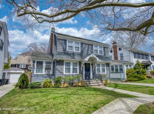 35 Rokeby Pl, Staten Island, NY 10310