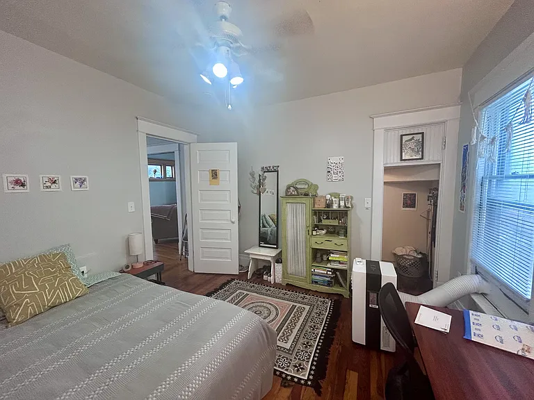 260 Eastern Ave SE #1 — Photo 5
