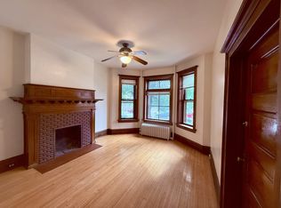 719 E 2nd St APT 1, Duluth, MN 55805