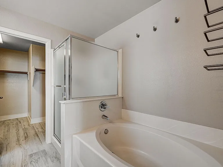 11092 Verismo St — Photo 20