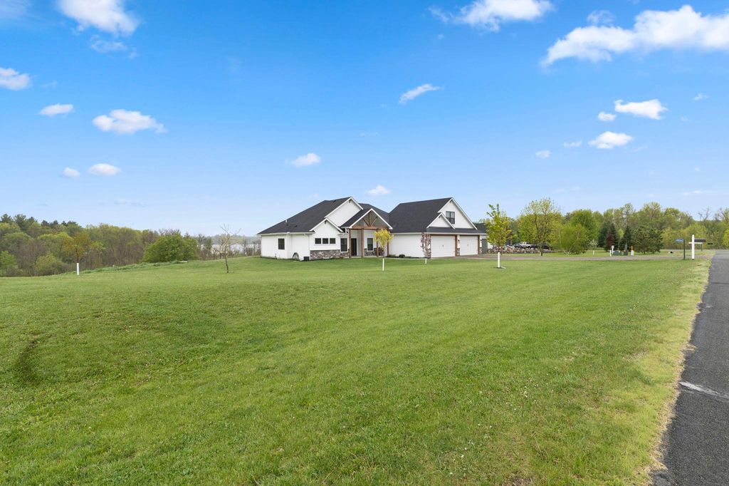 48063 Autumn Ct, Stanchfield, MN - View 4
