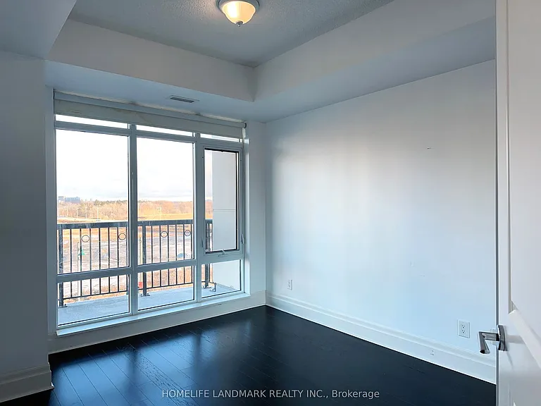 131 Upper Duke Cres #410 — Photo 10