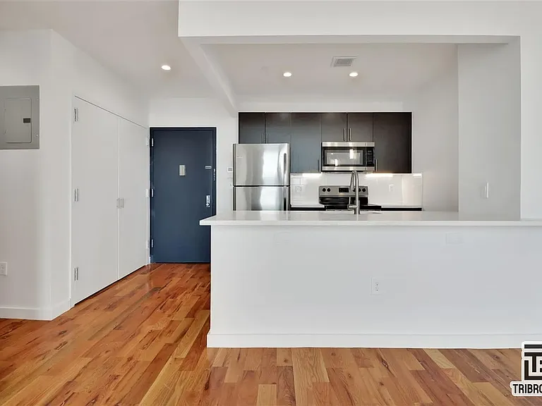 17 Somers St #5E — Photo 5