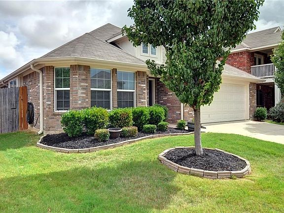 2nd image of 629 Minkel Dr