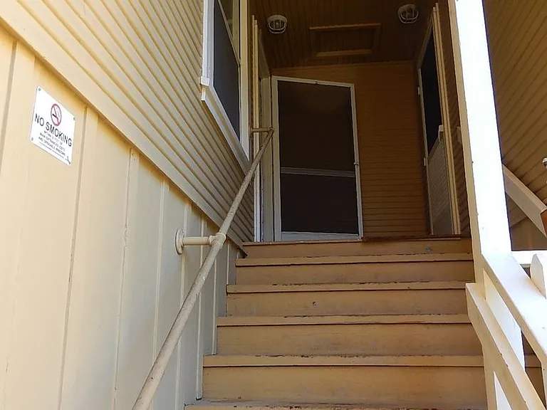 20359 Sunnyside Way — Photo 5