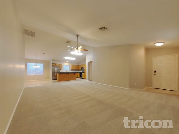 3rd image of 15109 N Verbena St