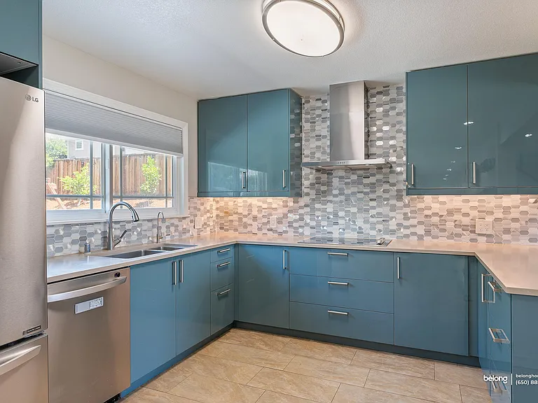 3661 Slopeview Dr — Photo 19