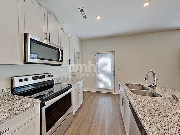 4th image of 5052 Mountain Springs Rd