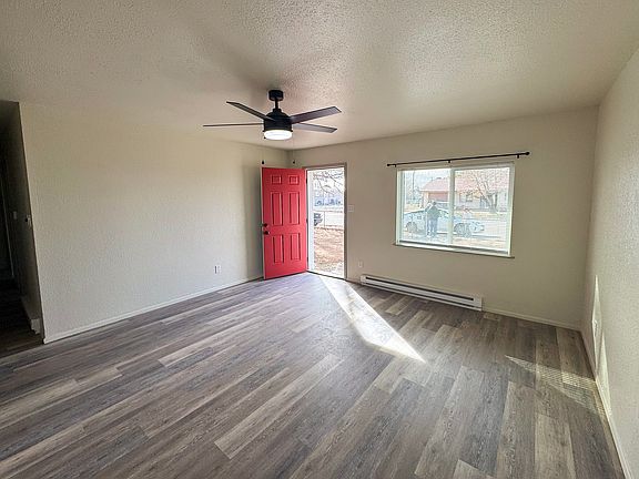 3rd image of 915 Girard Ave