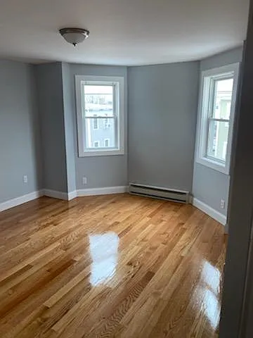 524 Sumner St #3 — Photo 5