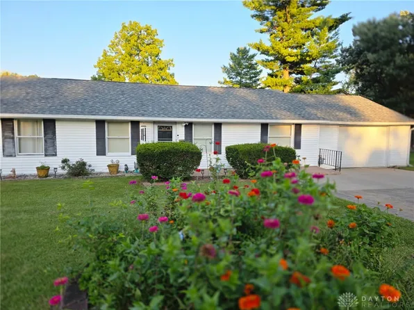7860 Allison Ave, Dayton, OH 45415