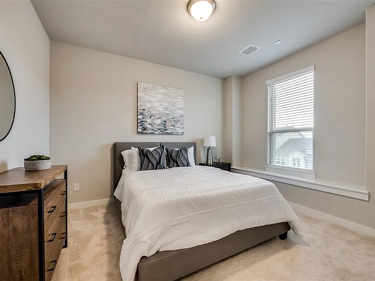 1317 Pebblebrook Dr — Photo 28