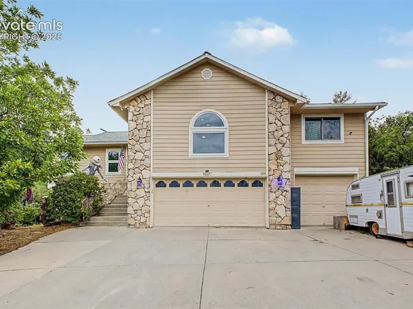 395 Dawson Ct, Castle Rock, CO 80104