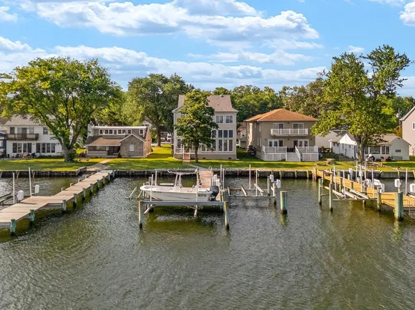 952 Chester River Dr, Grasonville, MD 21638