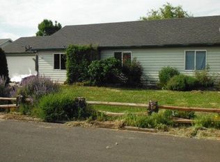 335 NE 13th Ave, Milton Freewater, OR 97862