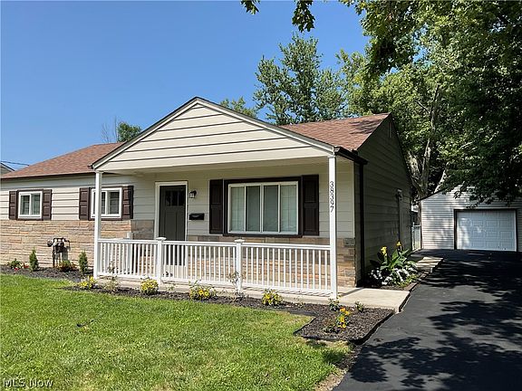 2nd image of 38397 Dolores Dr