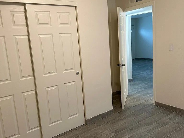 824 N Rinaldi St #2 — Photo 7