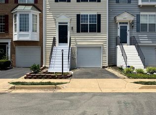 8900 Moat Crossing Pl, Bristow, VA 20136