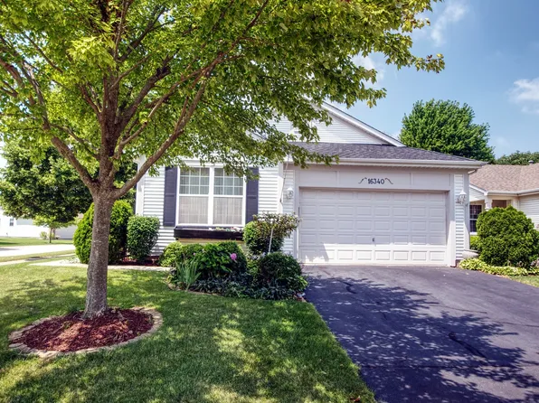 16340 Montclare Lake Dr, Crest Hill, IL 60403