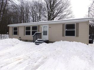 3553 Birchdale Dr, Johannesburg, MI 49751