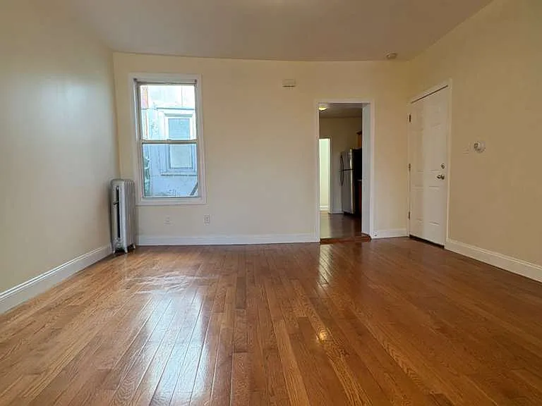 215-13 Jamaica Ave #1 — Photo 5