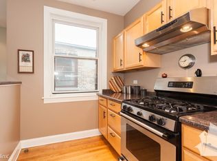 1319 W Addison St APT 3A, Chicago, IL 60613