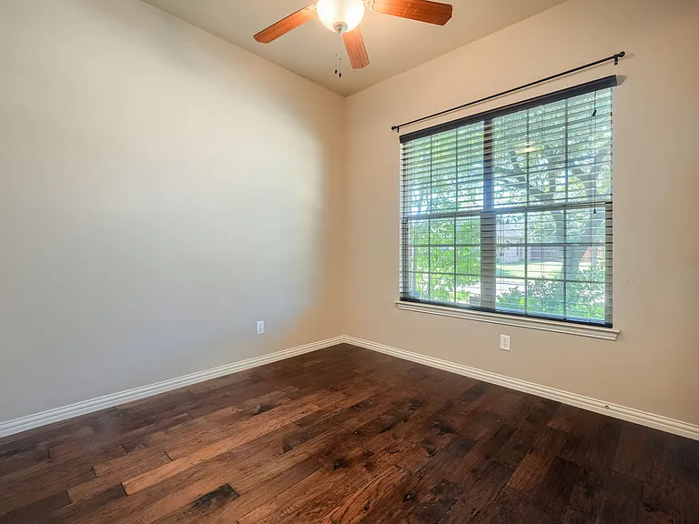 12372 Payne St — Photo 21