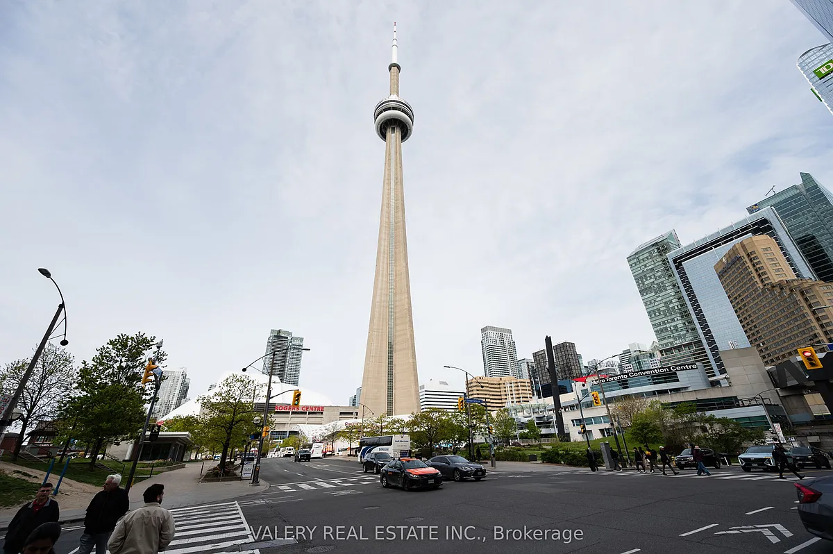 Building Photo - 51 Lower Simcoe St #1810