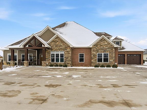 2nd image of 23915 Territorial Rd