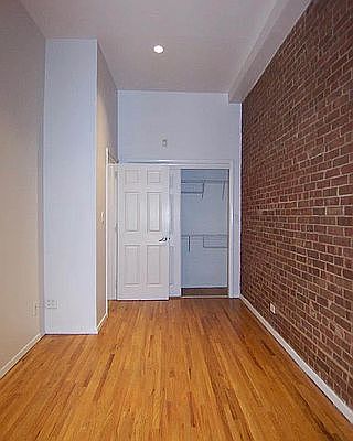 4th image of 368 W 46th St #3Q