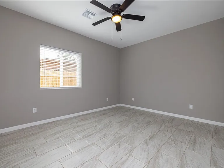 512 N Cherokee Ave #2 — Photo 13