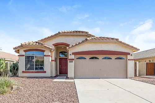 3834 E Longhorn Dr Photo 1