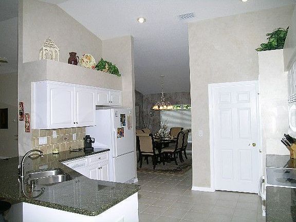 2nd image of 7934 Darlington Cir