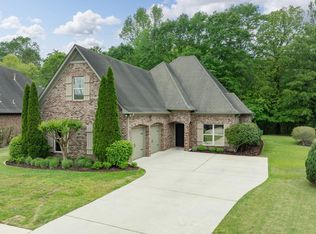 449 Heathersage Rd, Maylene, AL 35114