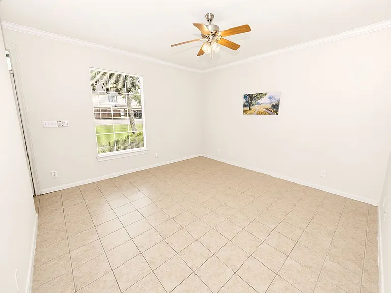 4000 Lake Beau Pre Blvd #14 — Photo 12
