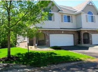 586 Crane Creek Ln, Eagan, MN 55121