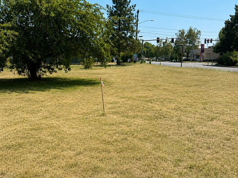 1st image of Royal Ave #3