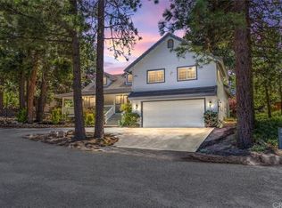 30211 Magic Dr, Running Springs, CA 92382