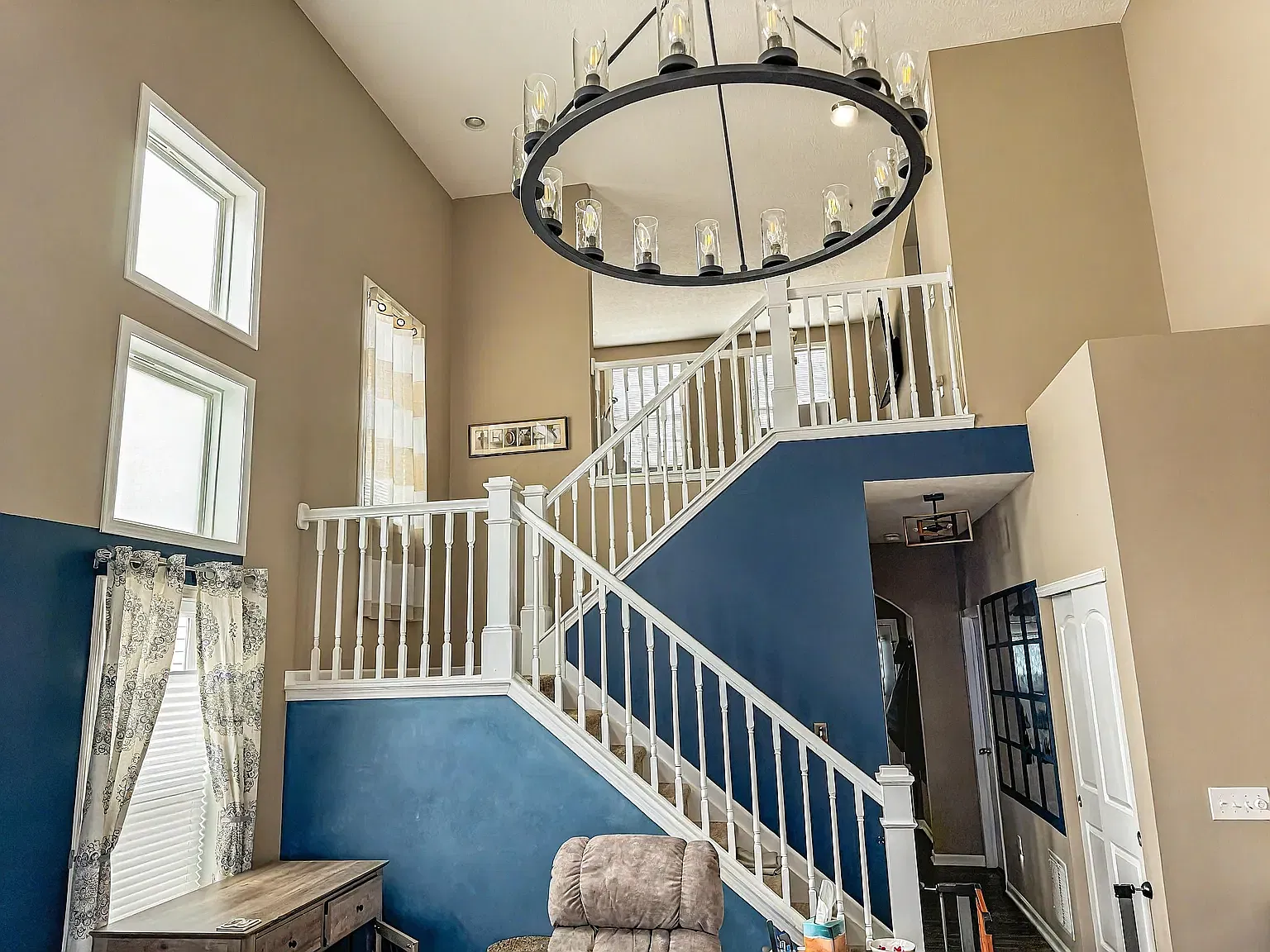 3 bed, 2.5 bath, 1884 sqft, $2,850 — Photo 3