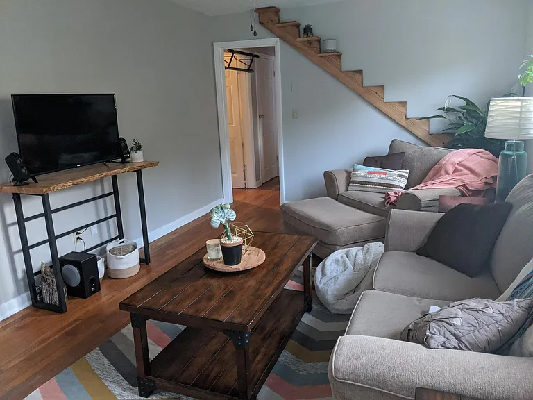 830 Dartmouth St — Photo 7